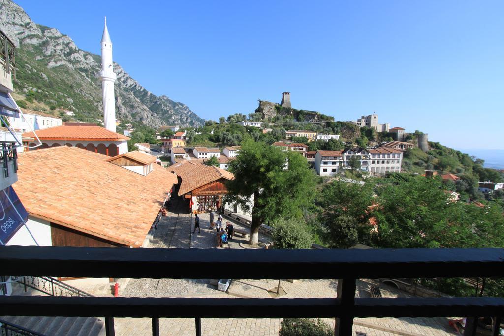 Hotel Panorama View On The Castle And The Old Town 4*
